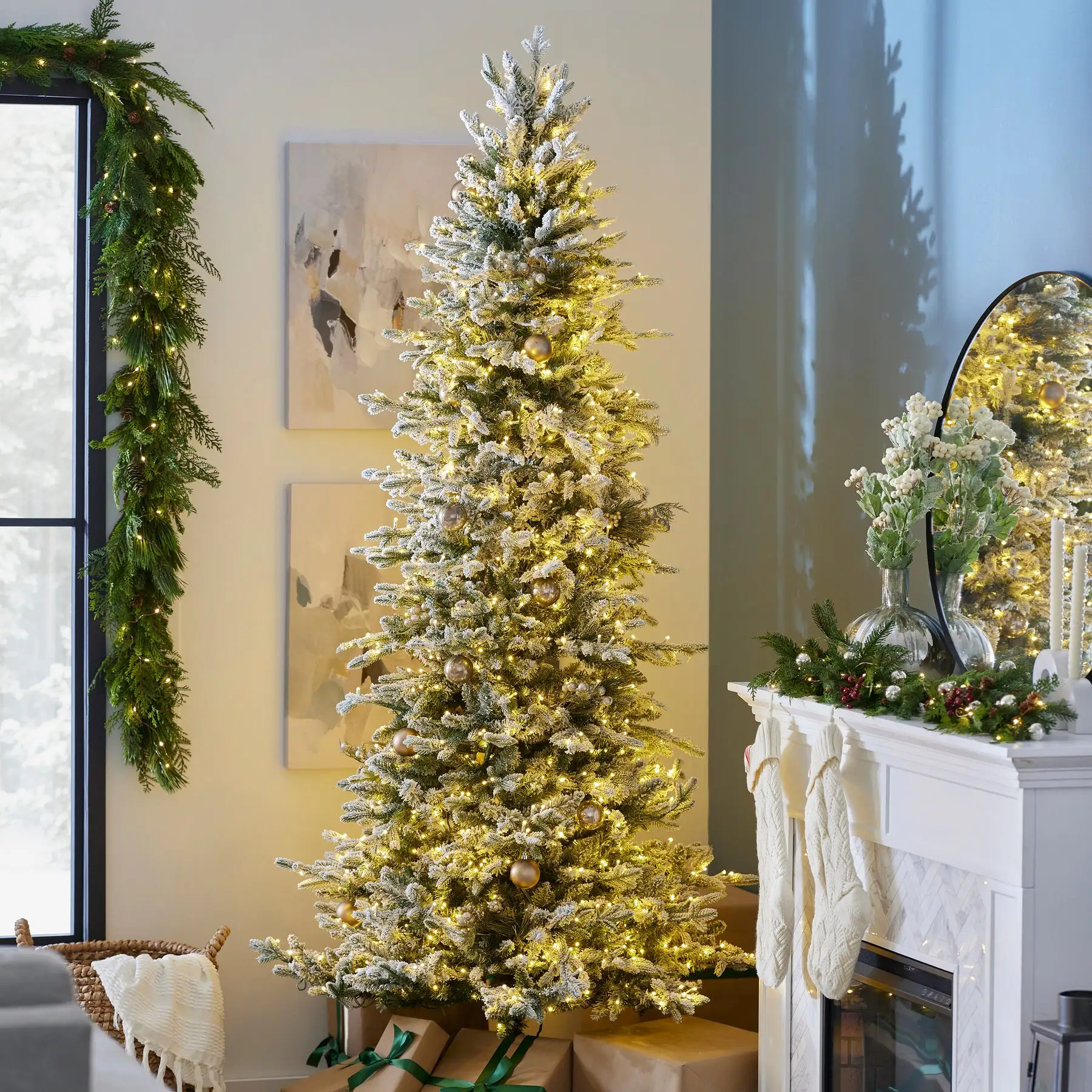 Evergreen Classics Christmas Treenull