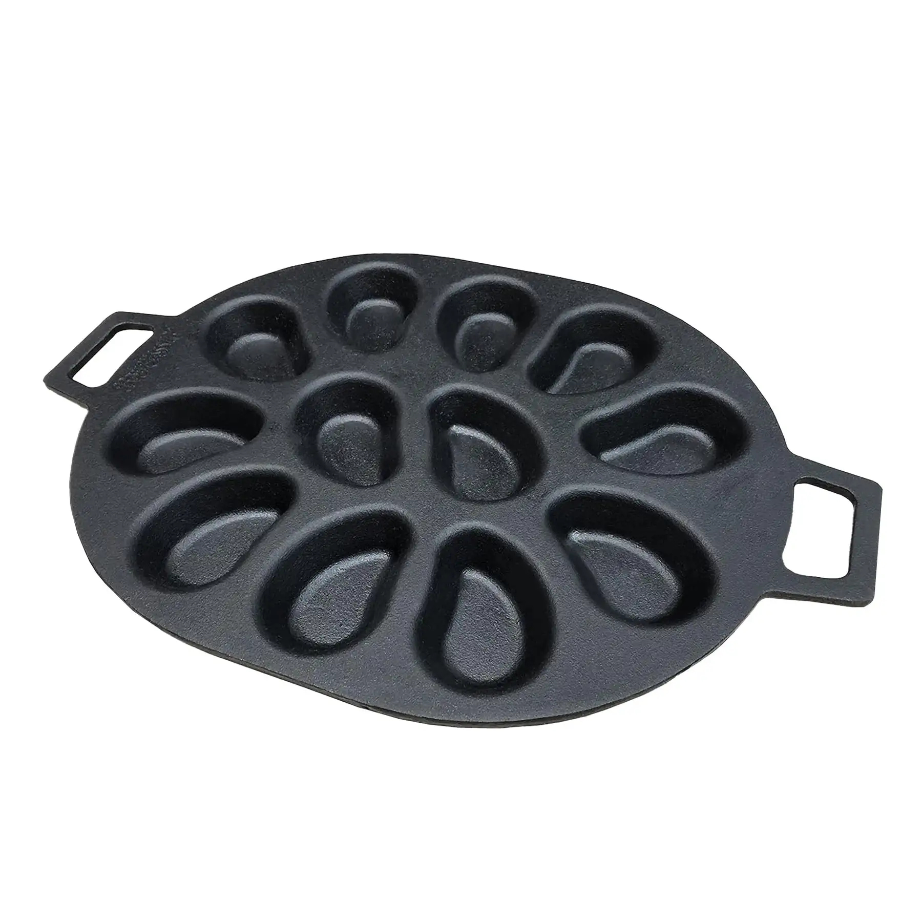 Bayou Classic Cast Iron Shellfish Shaped Oyster Grill Pan for 12 Clams, Black