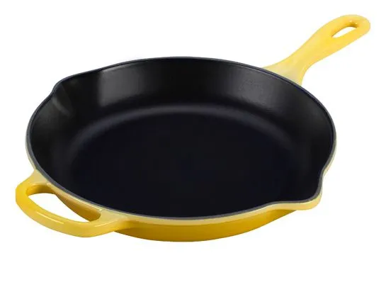 Le Creuset Signature Iron Handle Skillet