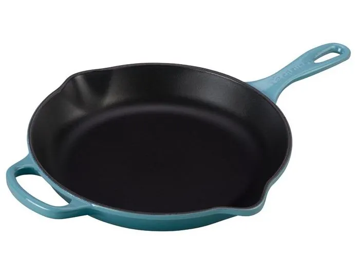 Le Creuset Signature Iron Handle Skillet