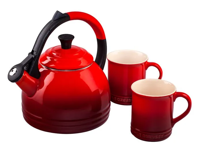 Le Creuset Peruh Kettle & Mug Set