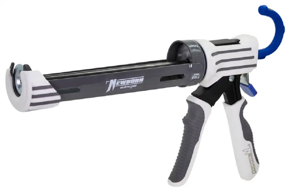 Newborn 290 Caulking Gun