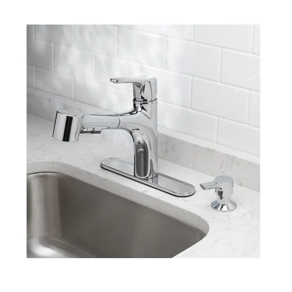 OakBrook 67404-1001 Tucana 1 Handle Pull Out Kitchen Faucet