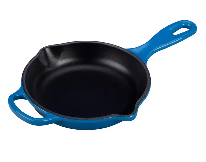 Le Creuset Signature Iron Handle Skillet