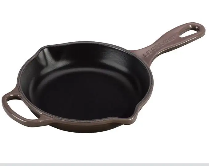 Le Creuset Signature Iron Handle Skillet